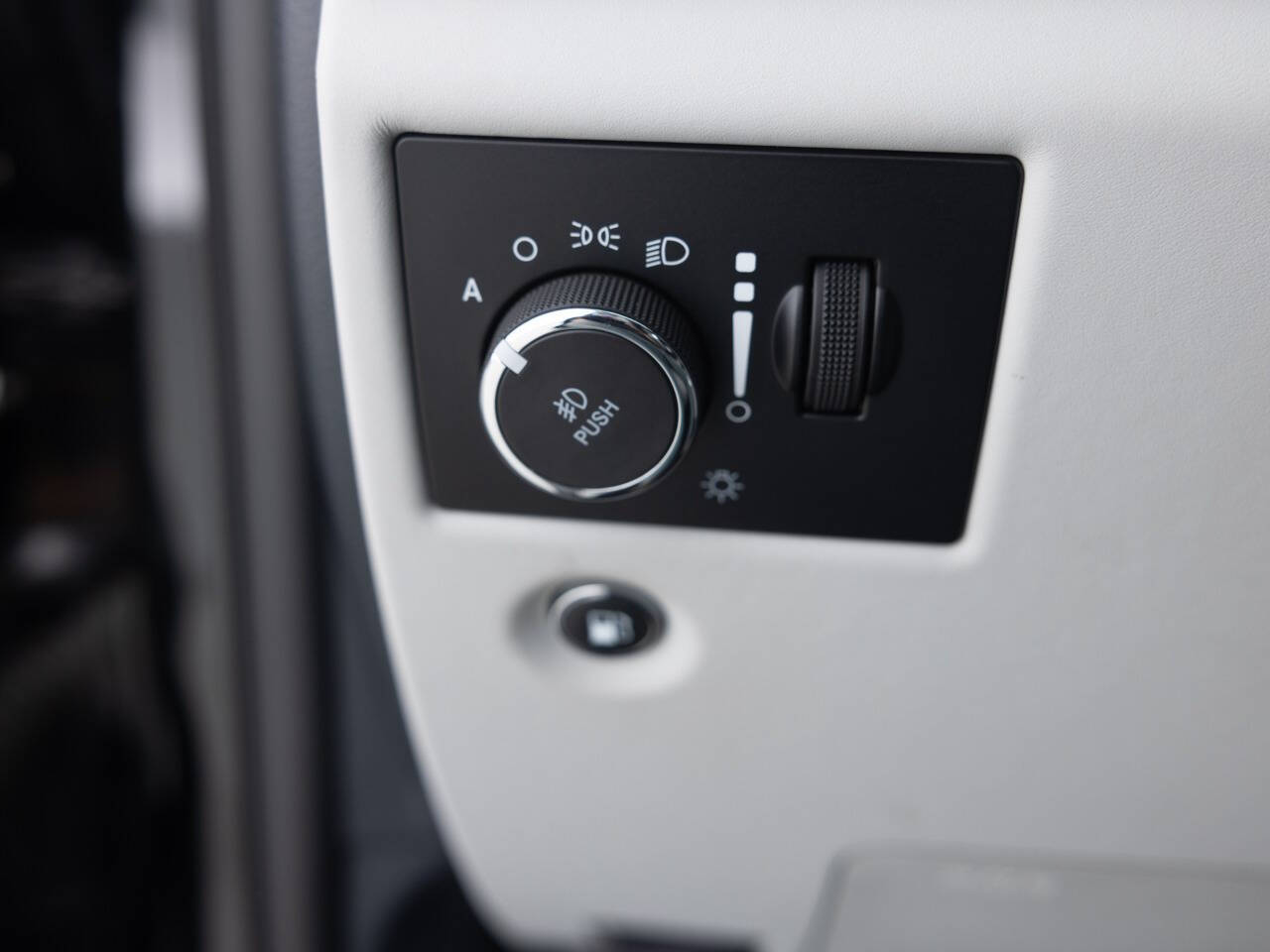Used Car 2018 Jeep Grand Cherokee  Summit 4x4 4dr Suv For Sale Under $20,000 In Coal City, Illinois