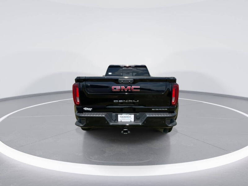 2023 GMC Sierra 3500HD