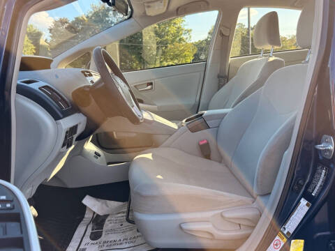 2013 Toyota Prius Three