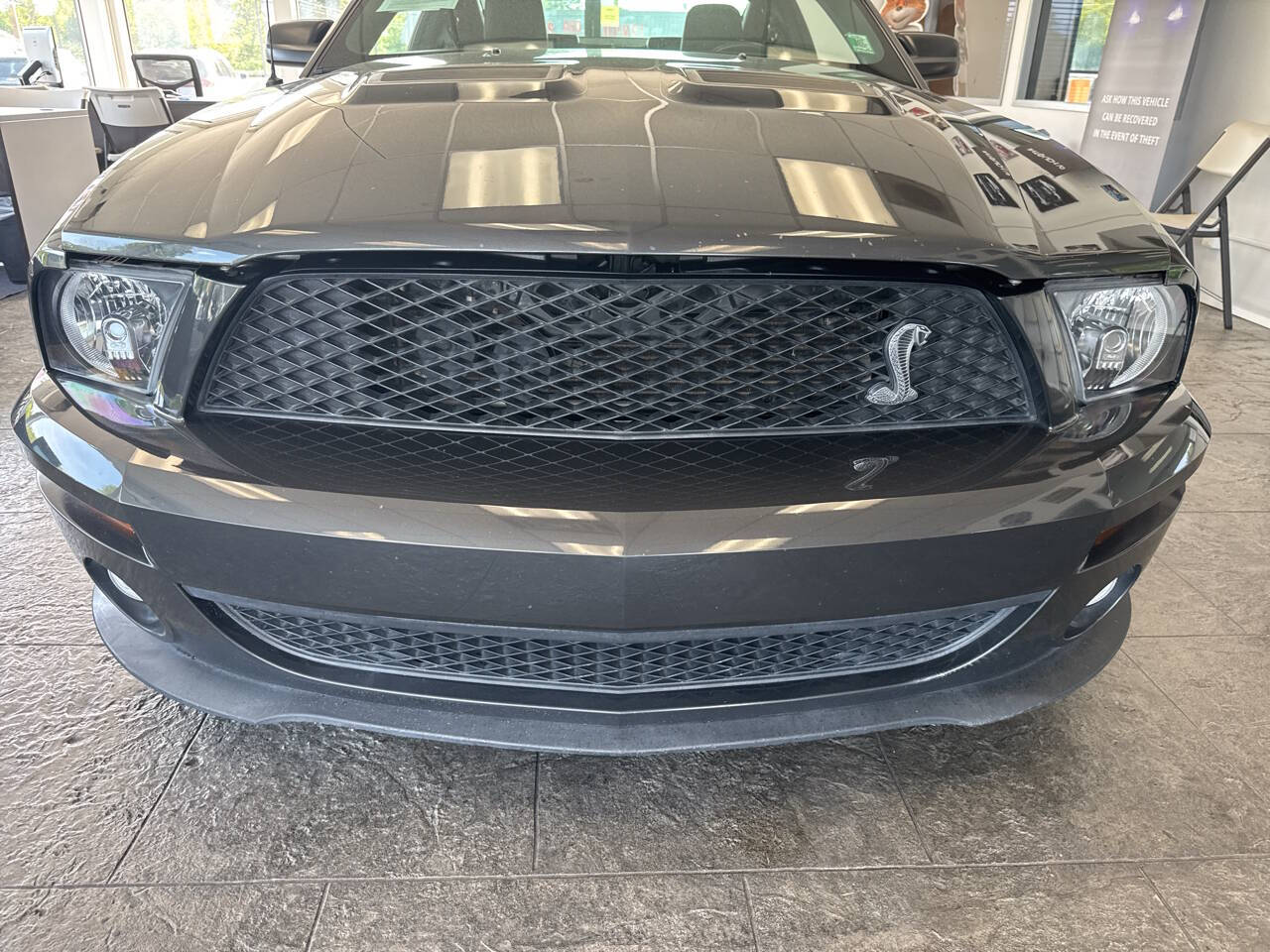 used 2009 Ford Shelby GT500 car