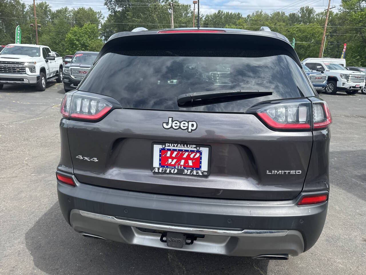 used 2020 Jeep Cherokee car, priced at $19,499
