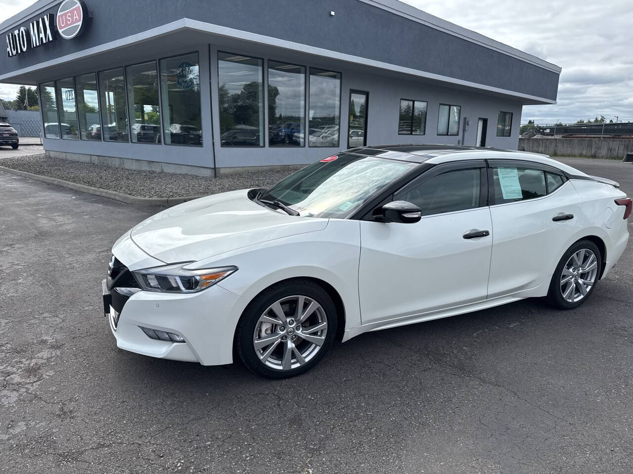 used 2017 Nissan Maxima car, priced at $18,999
