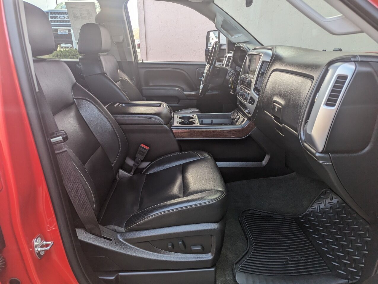 used 2015 GMC Sierra 2500HD car, priced at $31,999
