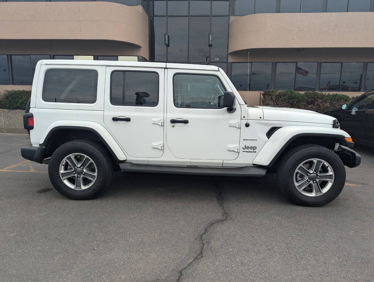 used 2019 Jeep Wrangler Unlimited car, priced at $34,999