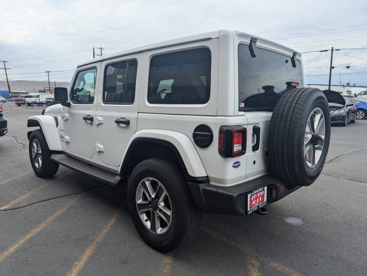 used 2019 Jeep Wrangler Unlimited car, priced at $34,999