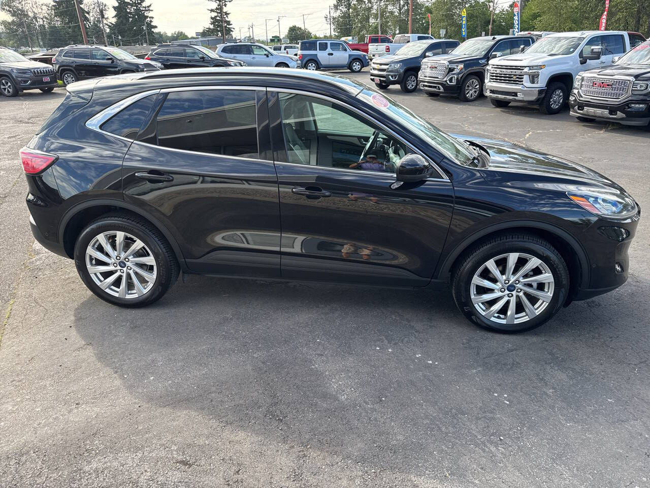 used 2021 Ford Escape car, priced at $24,299