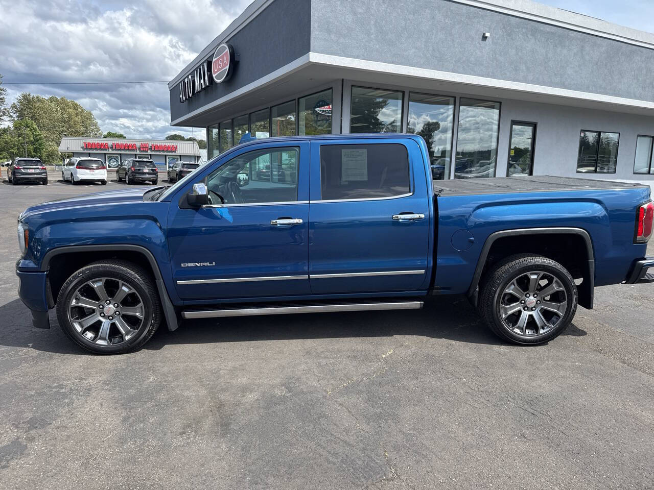 used 2016 GMC Sierra 1500 car, priced at $28,699