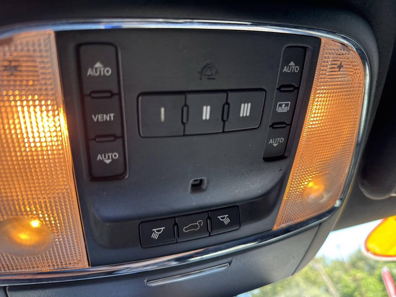 used 2015 Jeep Grand Cherokee car, priced at $14,499