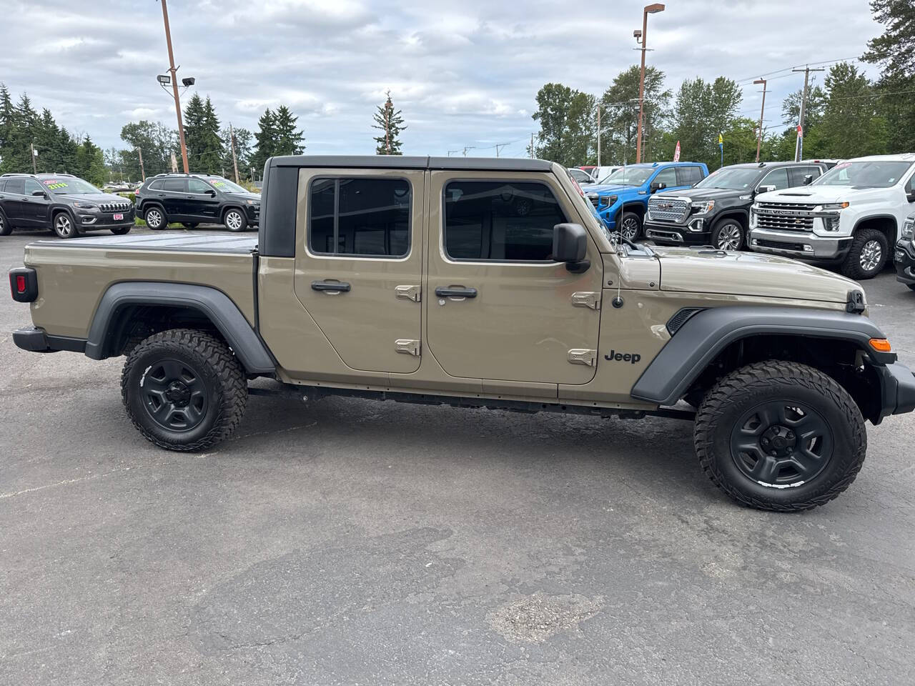 used 2020 Jeep Gladiator car, priced at $29,999