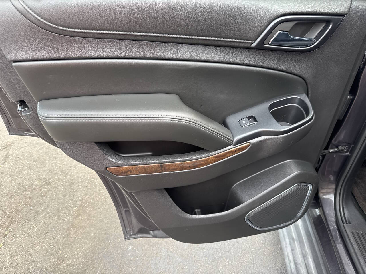 used 2015 Chevrolet Tahoe car, priced at $20,999