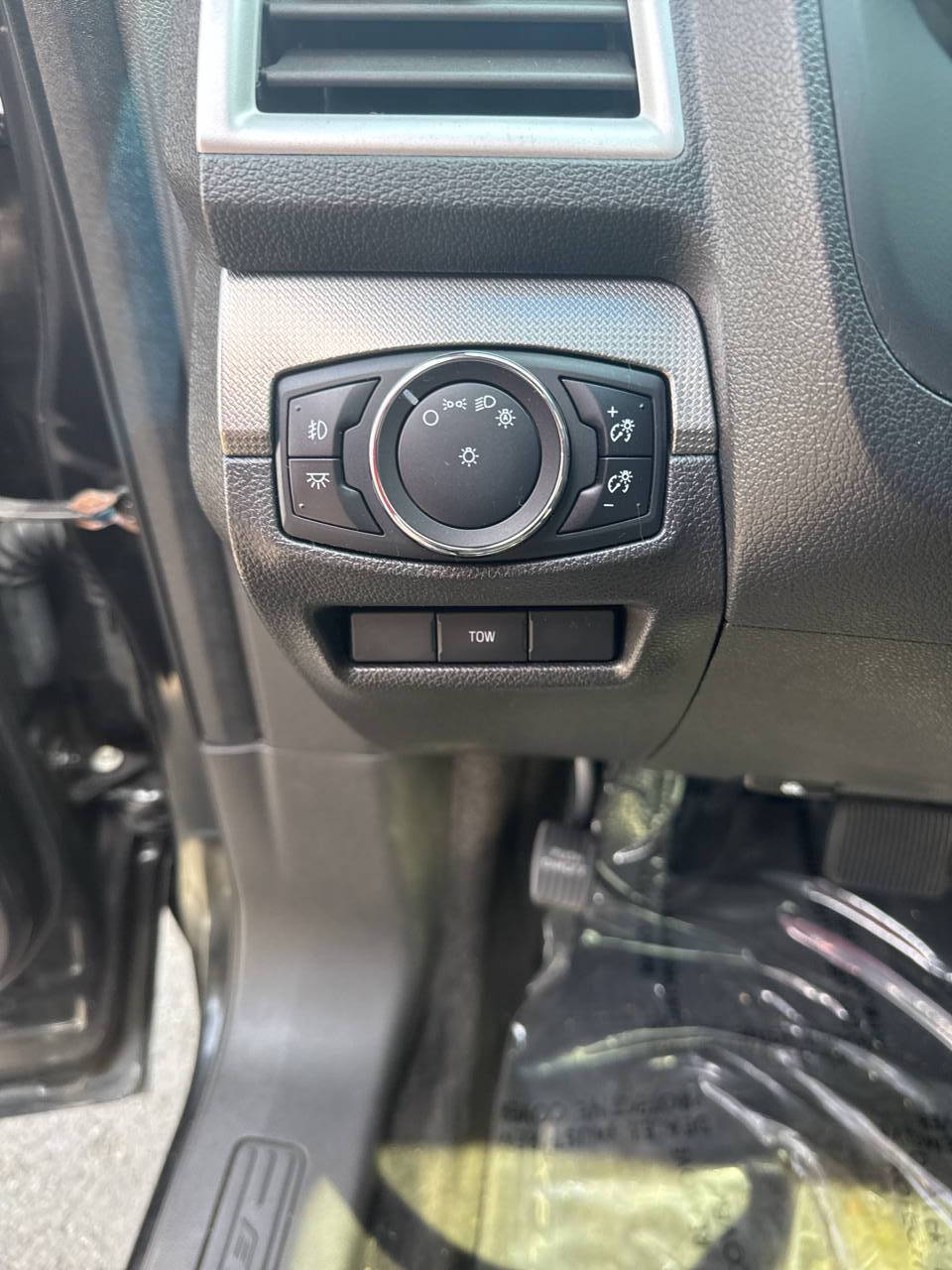 used 2015 Ford Explorer car, priced at $12,999