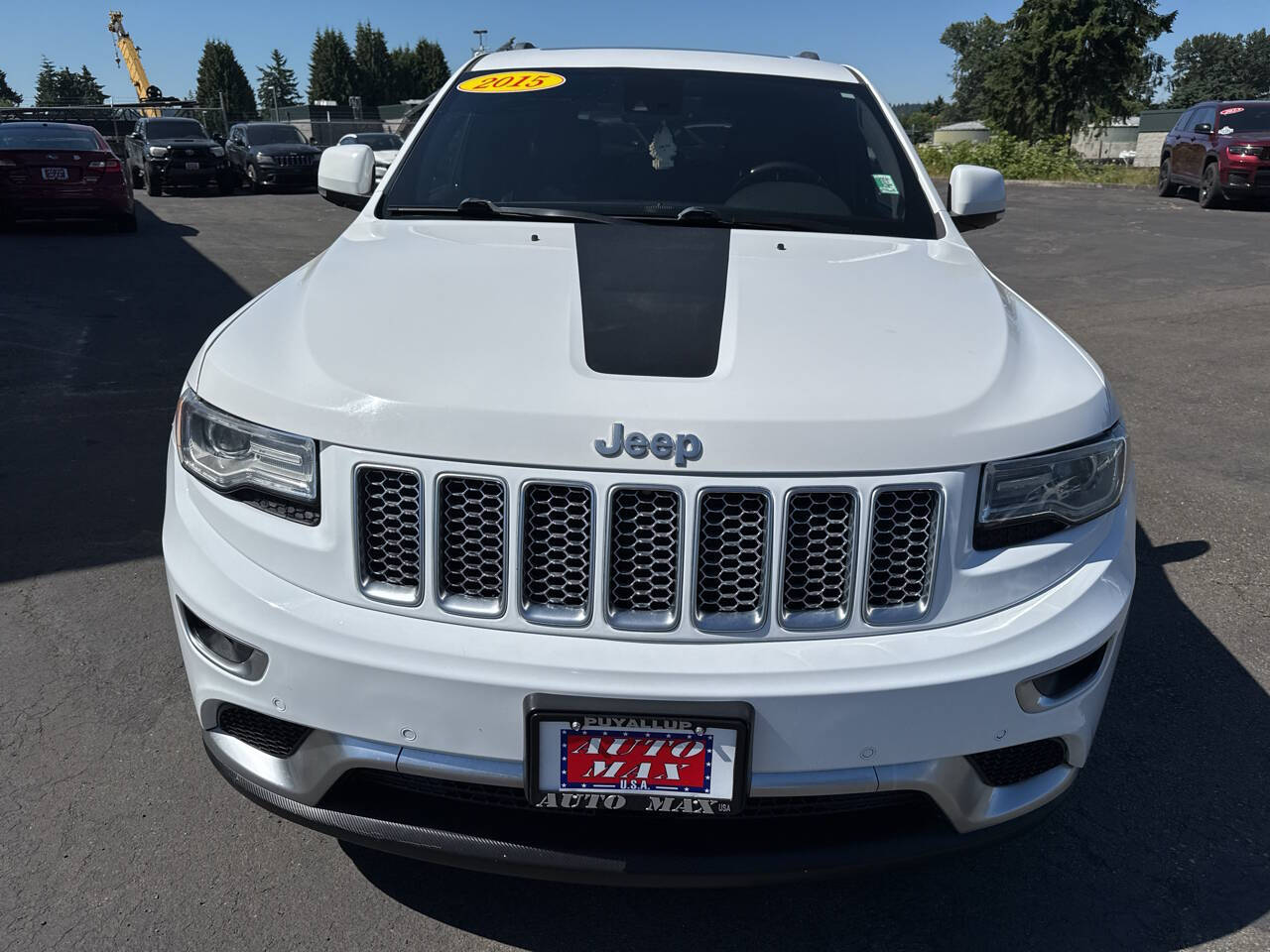 used 2015 Jeep Grand Cherokee car, priced at $14,499