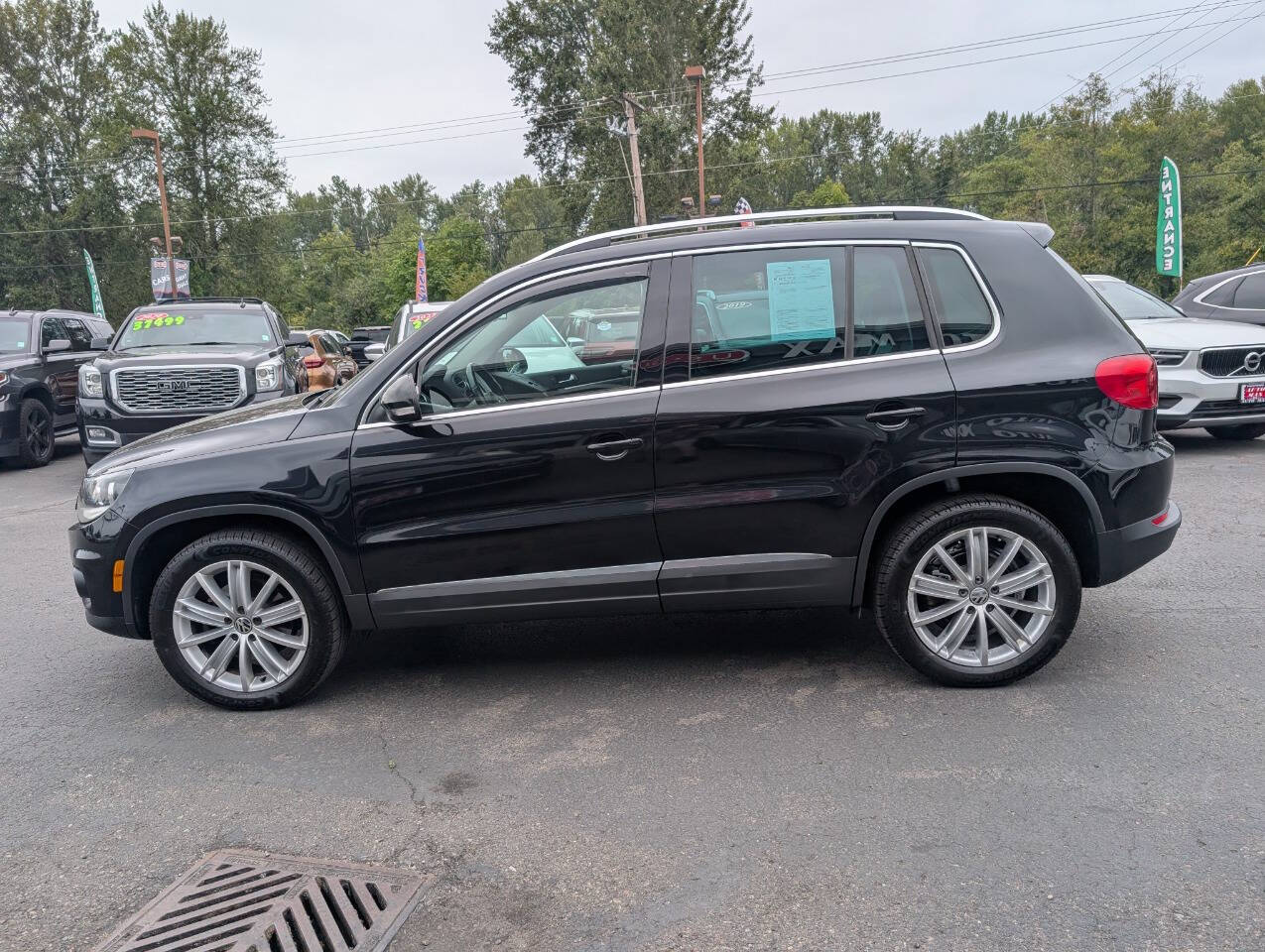 used 2012 Volkswagen Tiguan car, priced at $8,299