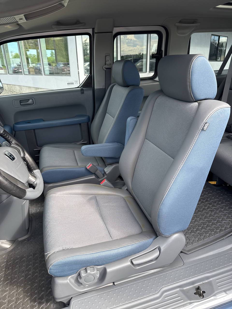 used 2005 Honda Element car, priced at $10,999