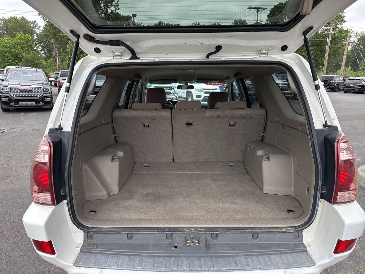 used 2005 Toyota 4Runner car, priced at $10,999