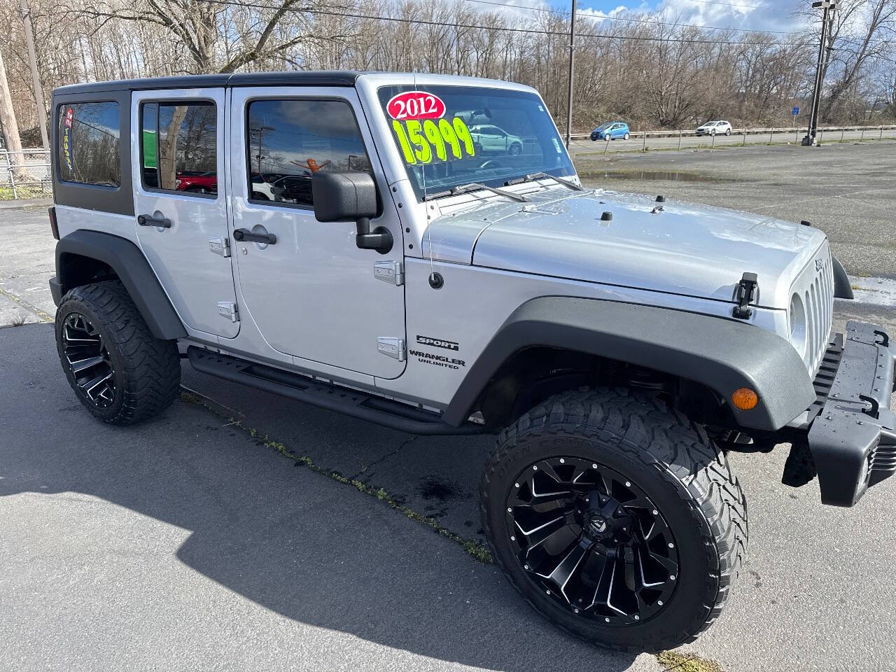 used 2012 Jeep Wrangler Unlimited car, priced at $15,999