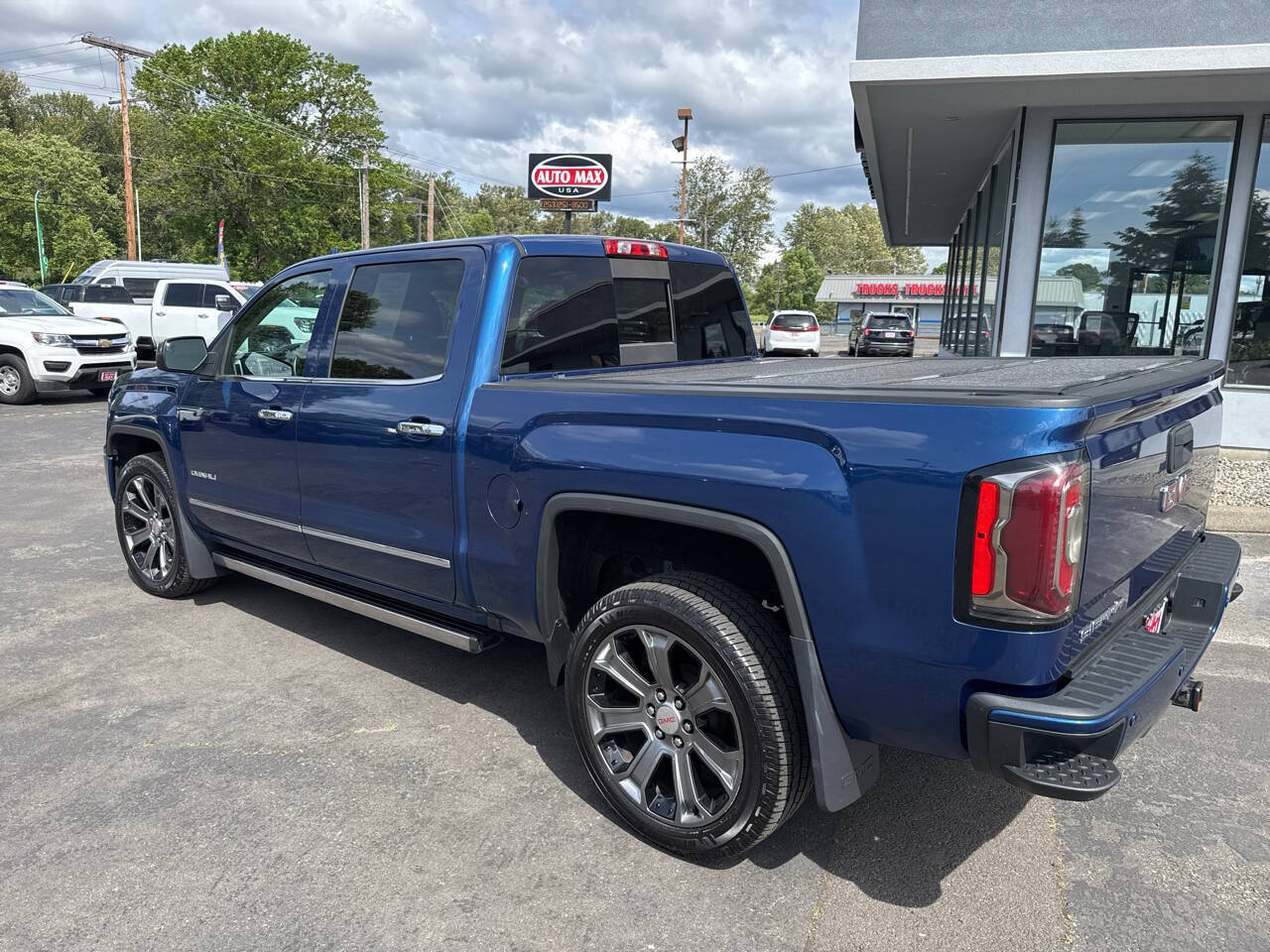 used 2016 GMC Sierra 1500 car, priced at $28,699