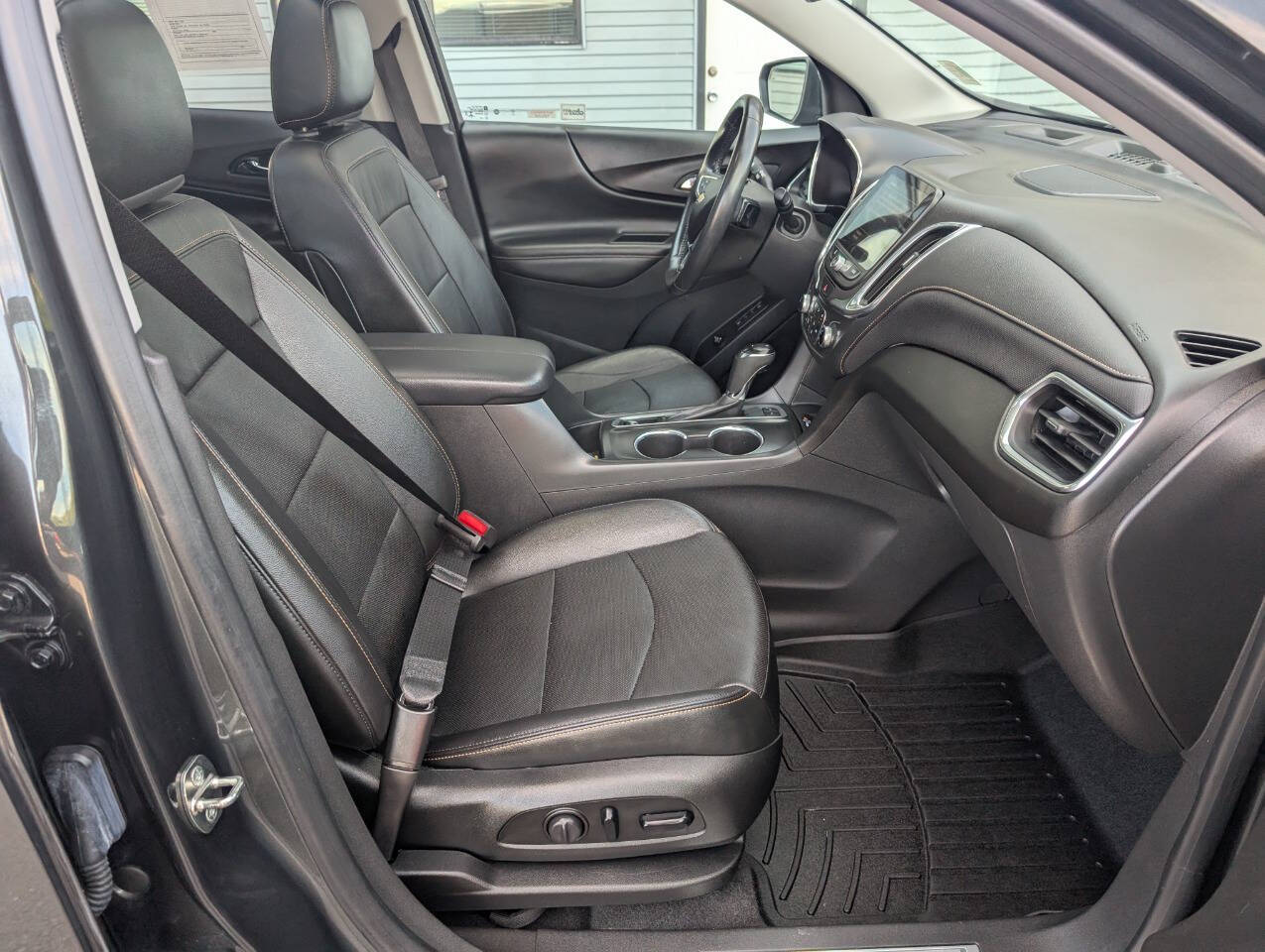 used 2020 Chevrolet Equinox car, priced at $19,999