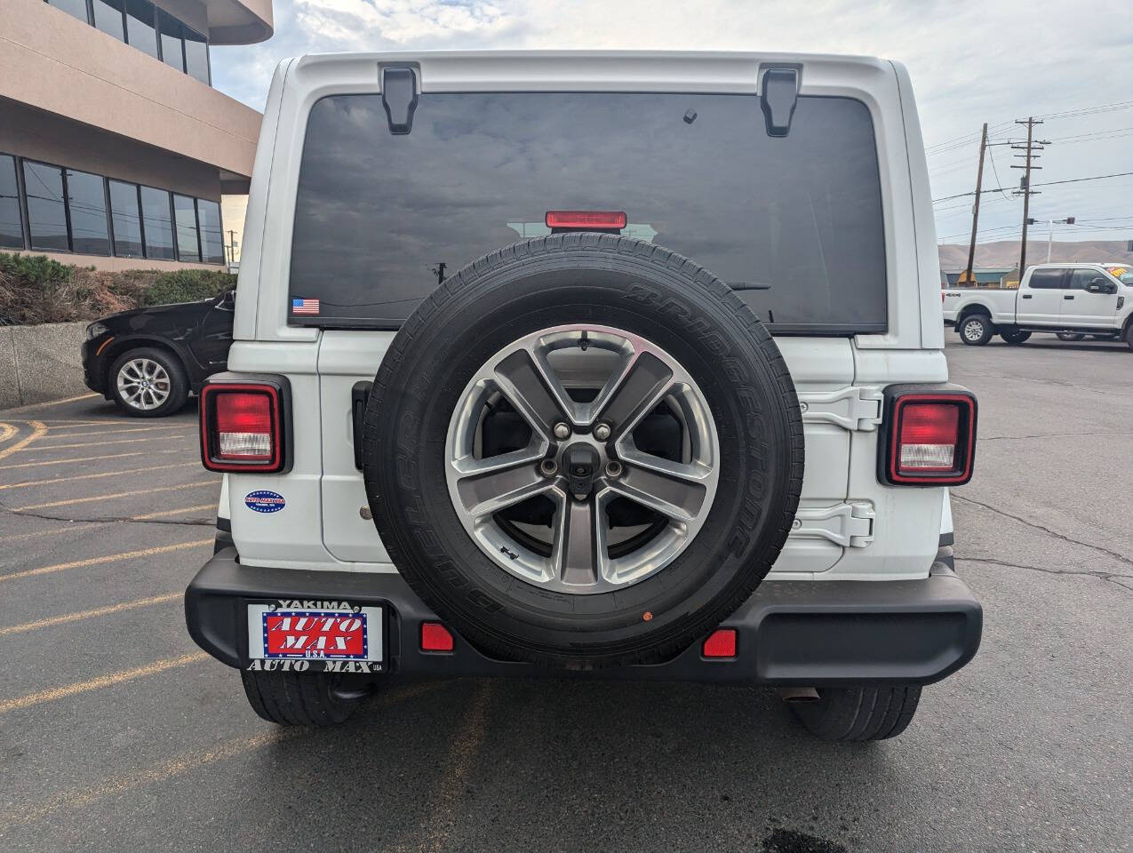 used 2019 Jeep Wrangler Unlimited car, priced at $34,999