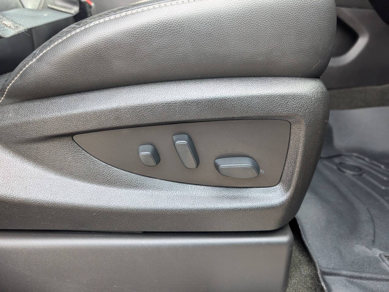 used 2018 Chevrolet Tahoe car, priced at $29,999
