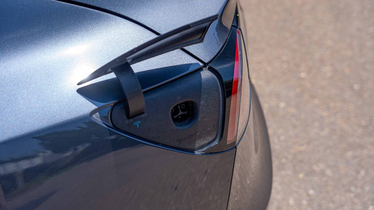 used 2019 Tesla Model 3 car, priced at $23,995