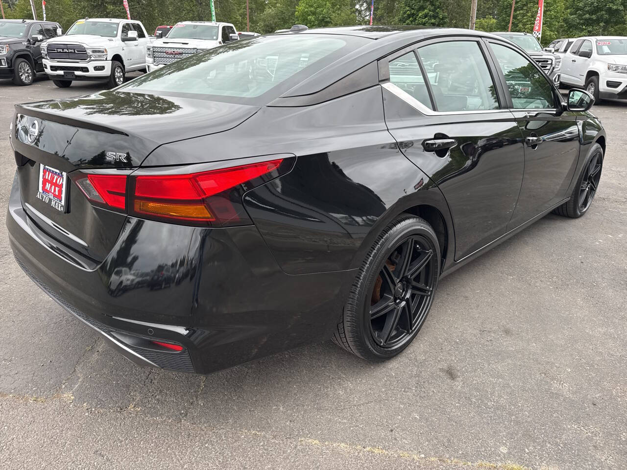 used 2020 Nissan Altima car, priced at $15,999