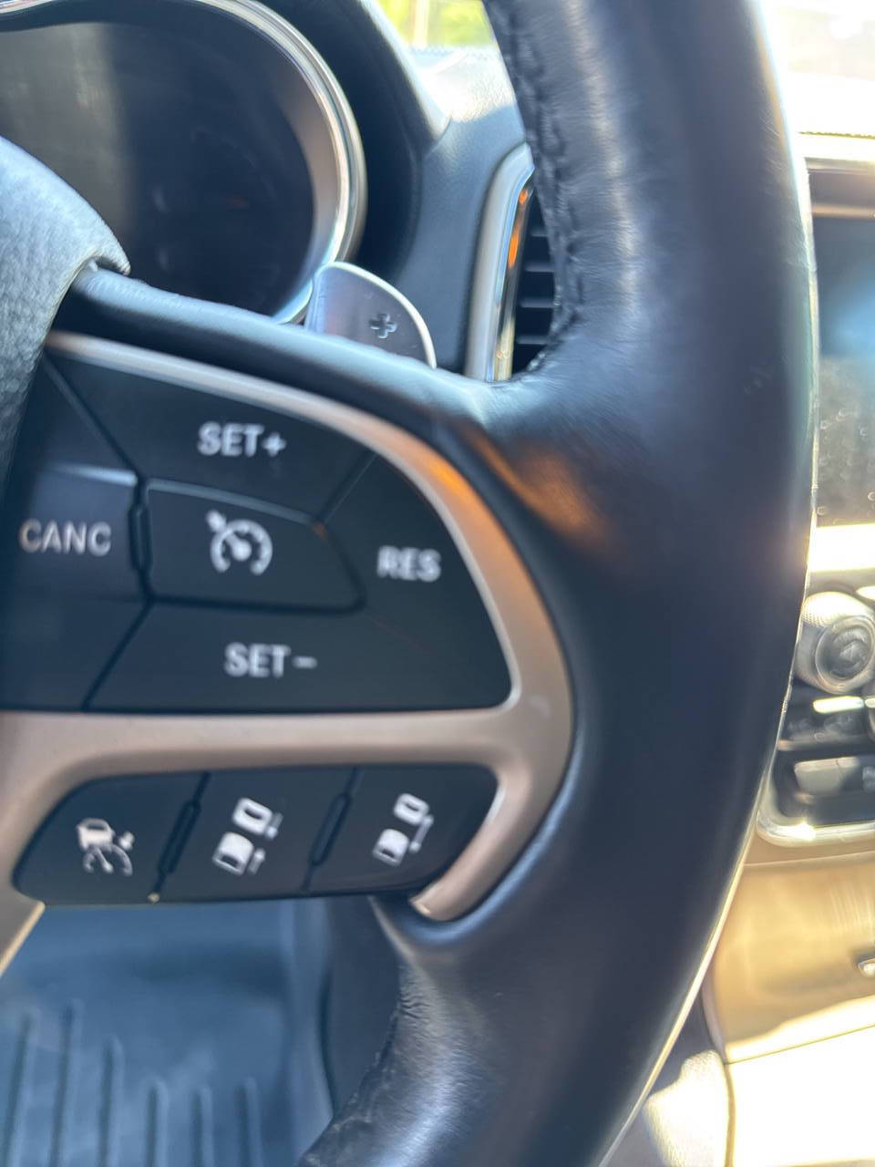 used 2015 Jeep Grand Cherokee car, priced at $14,499