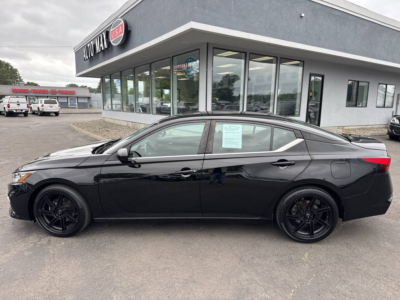 used 2020 Nissan Altima car, priced at $15,999